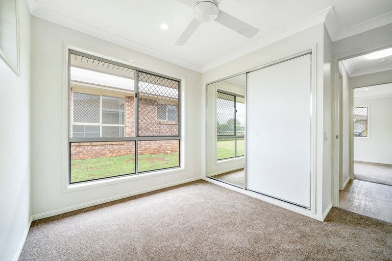 Under refurbishment!!!! A beautiful modern unit in a perfect position.