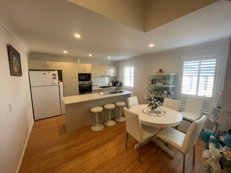 IMMACULATE 2-BEDROOM