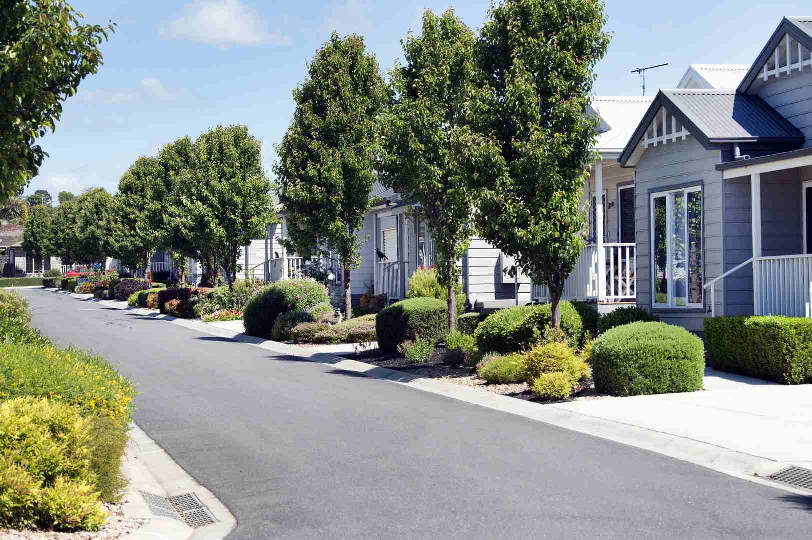 Lifestyle Geelong - Coastal living, close to the city. Downsize to a perfect balance of urban ease and ocean breeze. Water you waiting for?