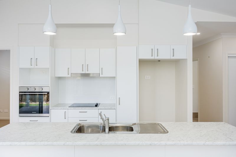 Practical Modern Living with Everyday Comforts