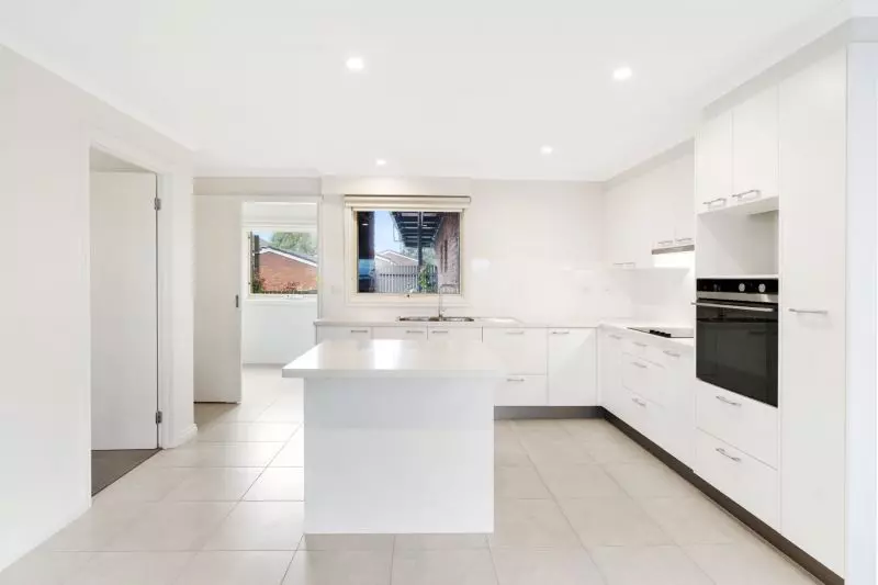 DEPOSIT TAKEN - Ground floor unit with bay views!