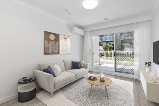Beautifully refurbished one bedroom serviced apartment with separate bedroom and ensuite plus kitchenette and balcony