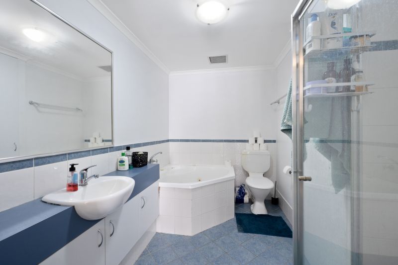 Central Spacious Living, with Resort-Style!