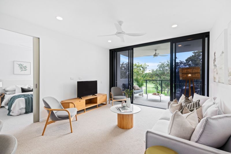 South-facing apartment with stunning Burleigh Golf Course vistas