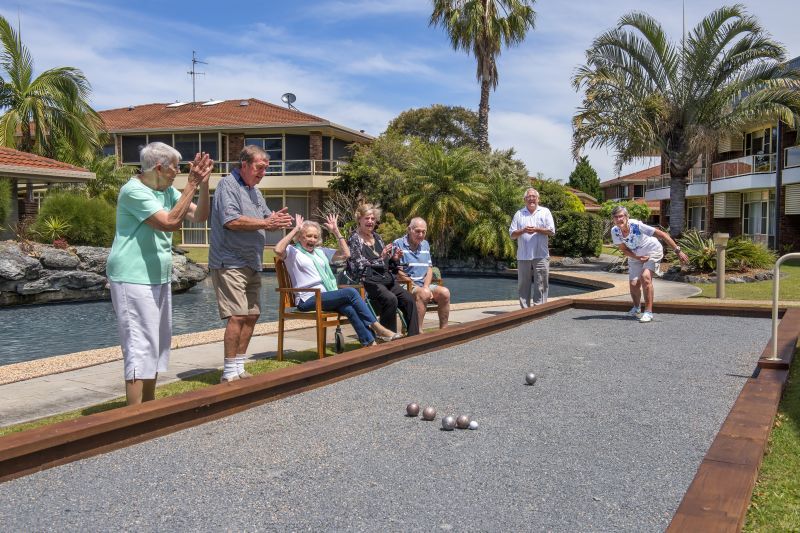 Under offer- Ground unit in a stunning waterfront location at the Governor's