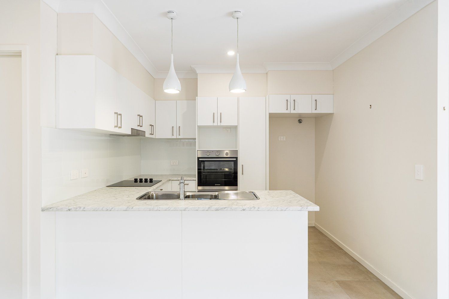 Bright, Stylish Home - Perfect for Easy Living!
