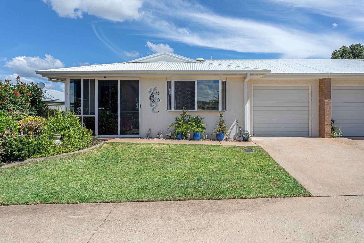 "Watervale"- BRIGHT, OPEN PLAN LIVING