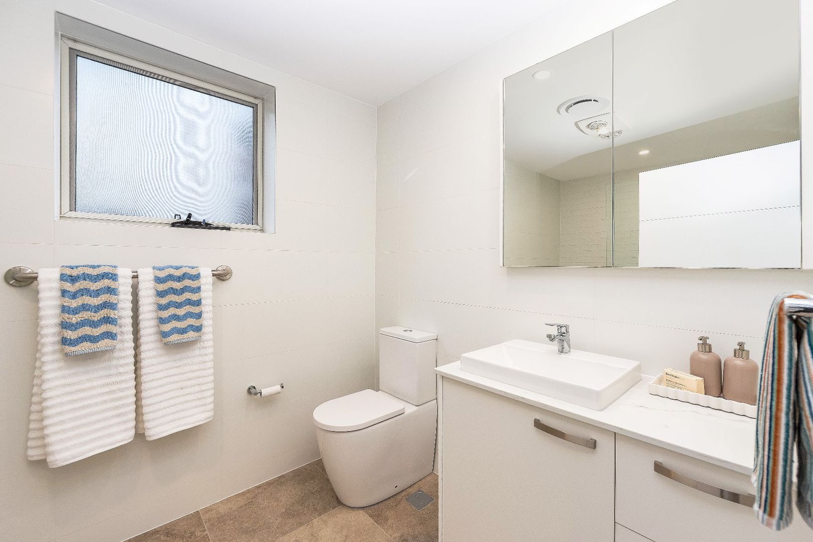 012 Sanderling Place/33 Shearwater Drive, Shortland, NSW 2307