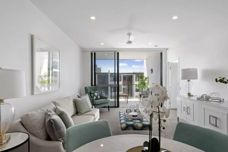 Top-Floor Coastal Retirement in the Heart of Maroochydore