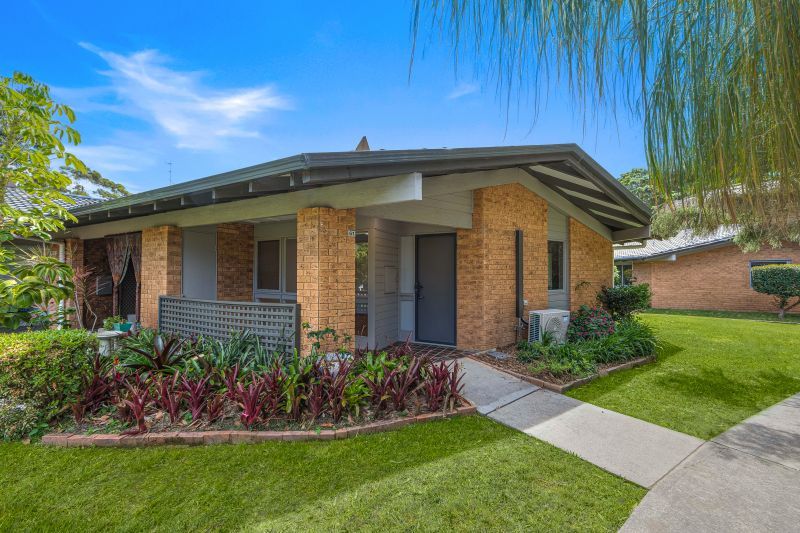 Over 55's. Modern, Fully Refurbished Ground Floor Unit!
