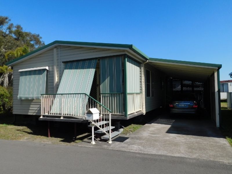 Site #304 Bayway Village - Pre loved