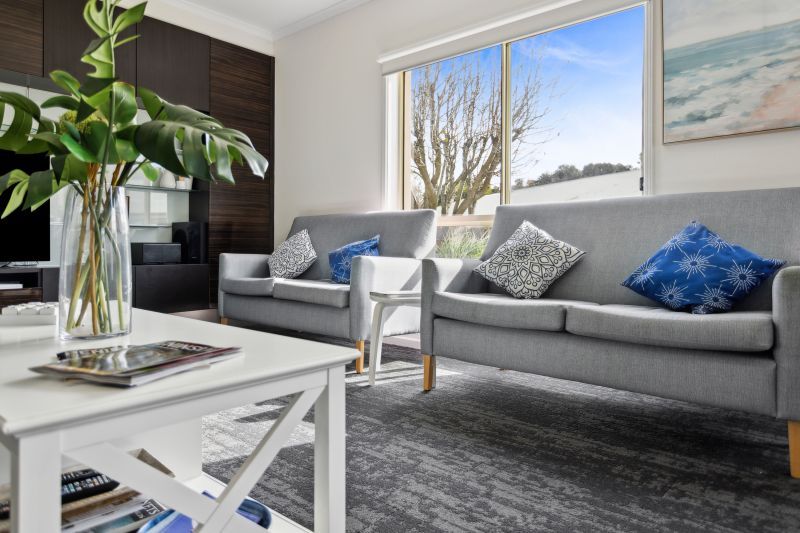 One-bedroom with private courtyard + bushland outlook