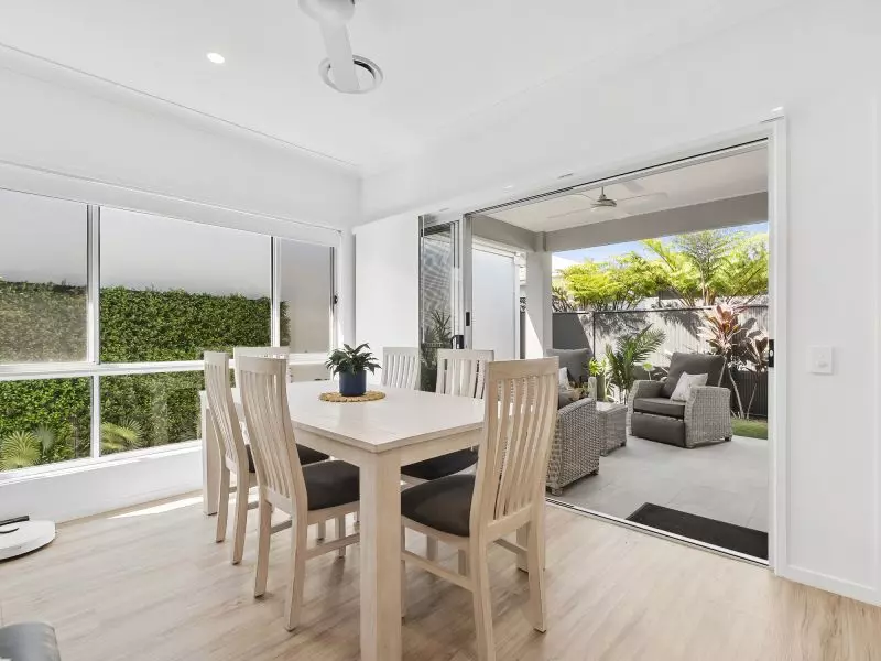 Site 84 - Established Avoca