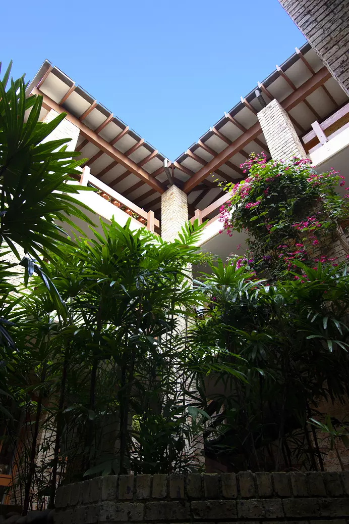 Spacious, Refurbished One Bedroom Apartment