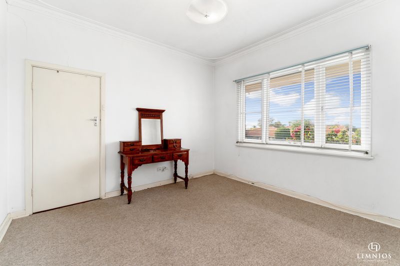 City Views and Development Potential!