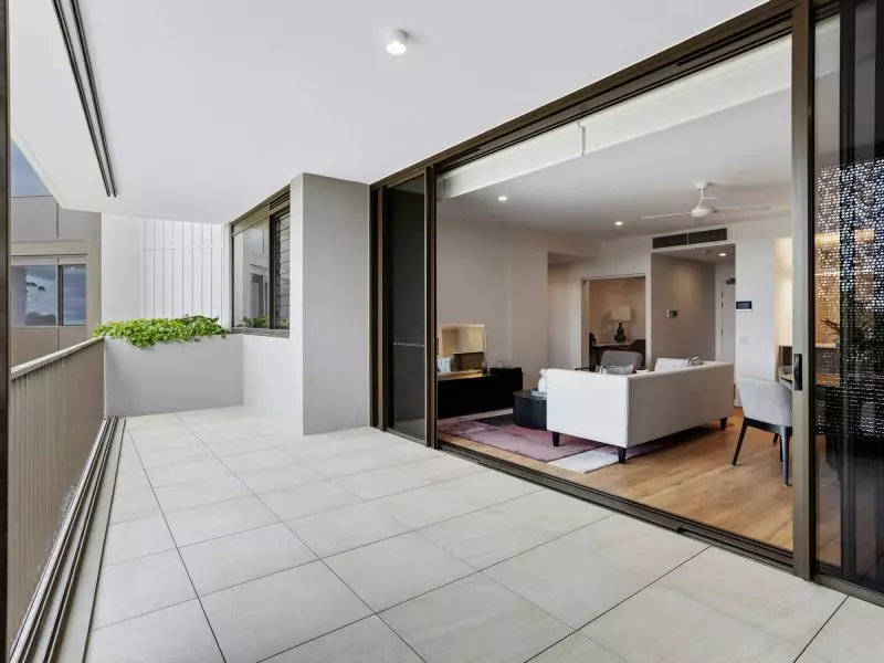 North-East Facing with Tranquil Garden and Lake Views