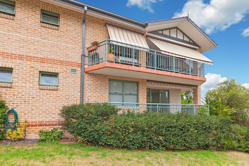 North-facing ground level unit set in enviable park-like surrounds