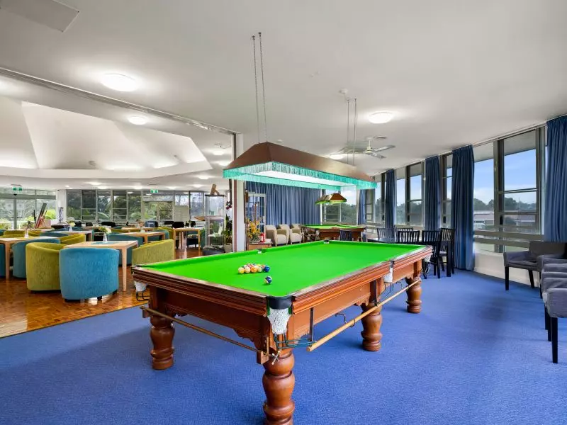 Highly Sought After !!
Beautiful two-bedroom, 1 bathroom villa with attached double garage