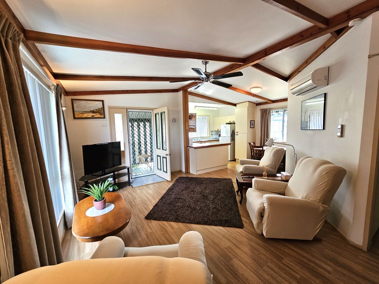 Price dropped hugely for urgent sale !!