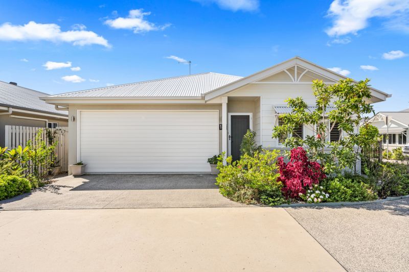 Stylish Two Bedroom Home with Study