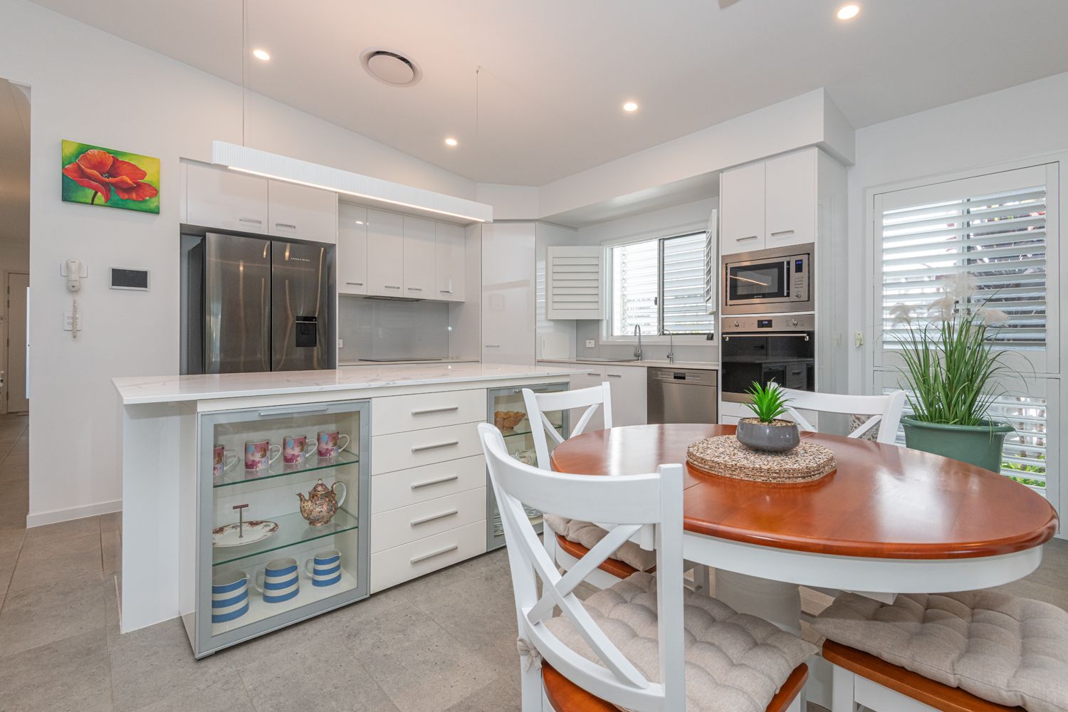 Stylish, Sophisticated & Ready to Impress 