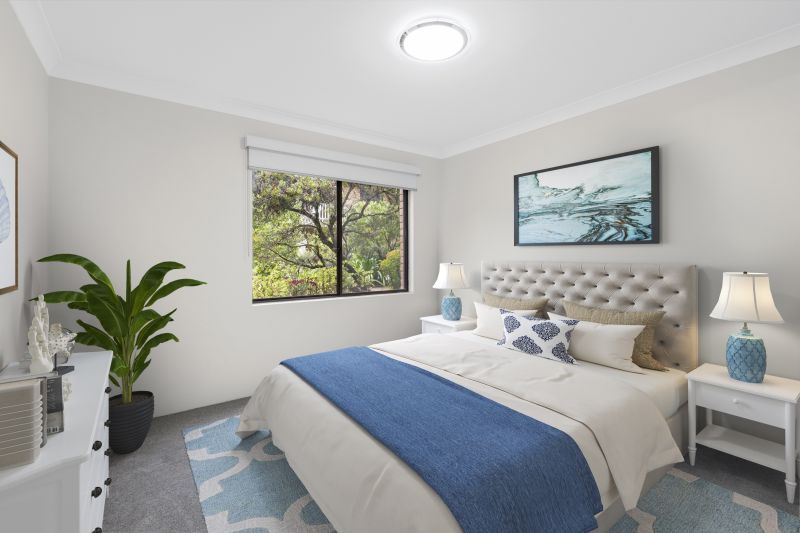 Beautifully renovated 1 bedroom  ground floor apartment close to the main clubhouse with large courtyard.