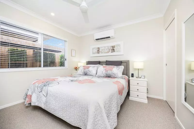 Stylish Corner Home – Extended Private Alfresco