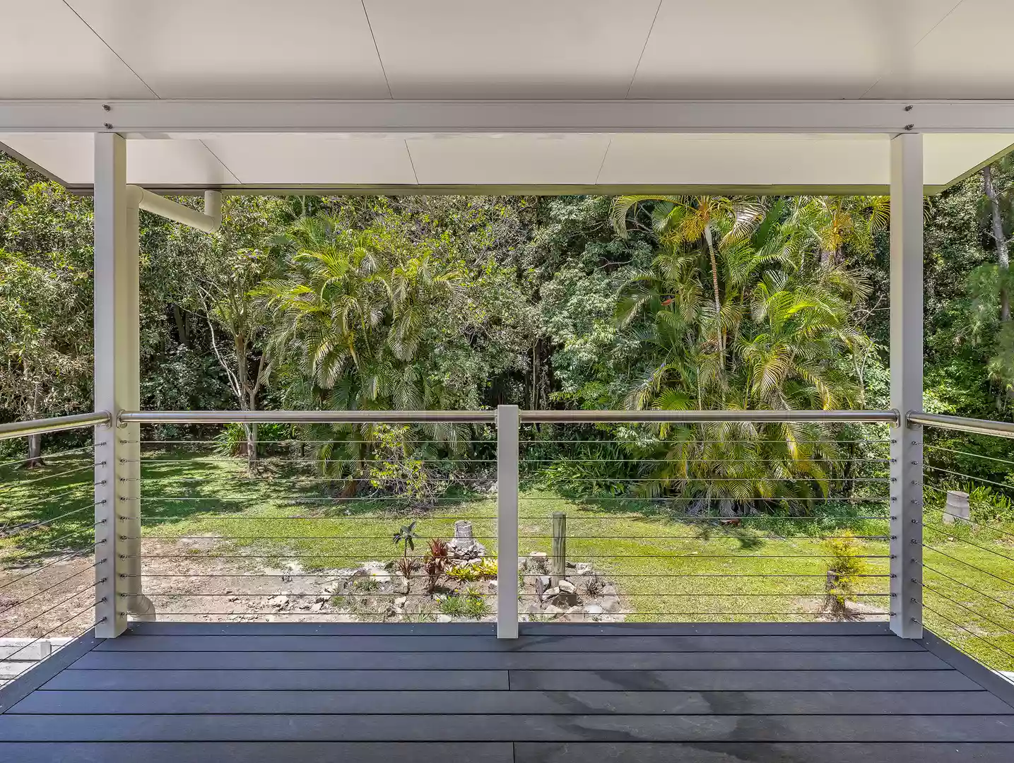 Near New Home Backing Onto A Green Open Space