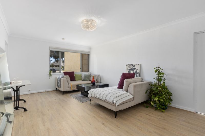 Charming Yokine Gem!