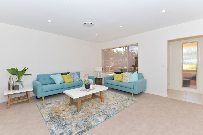 Fully refurbished freestanding villa