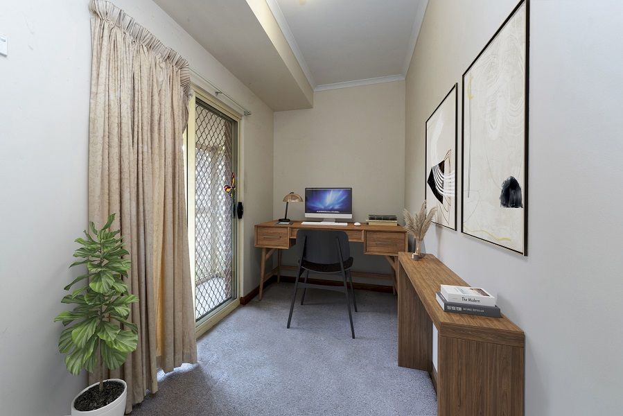 One Bedroom w/- Sunroom - close to Main Street