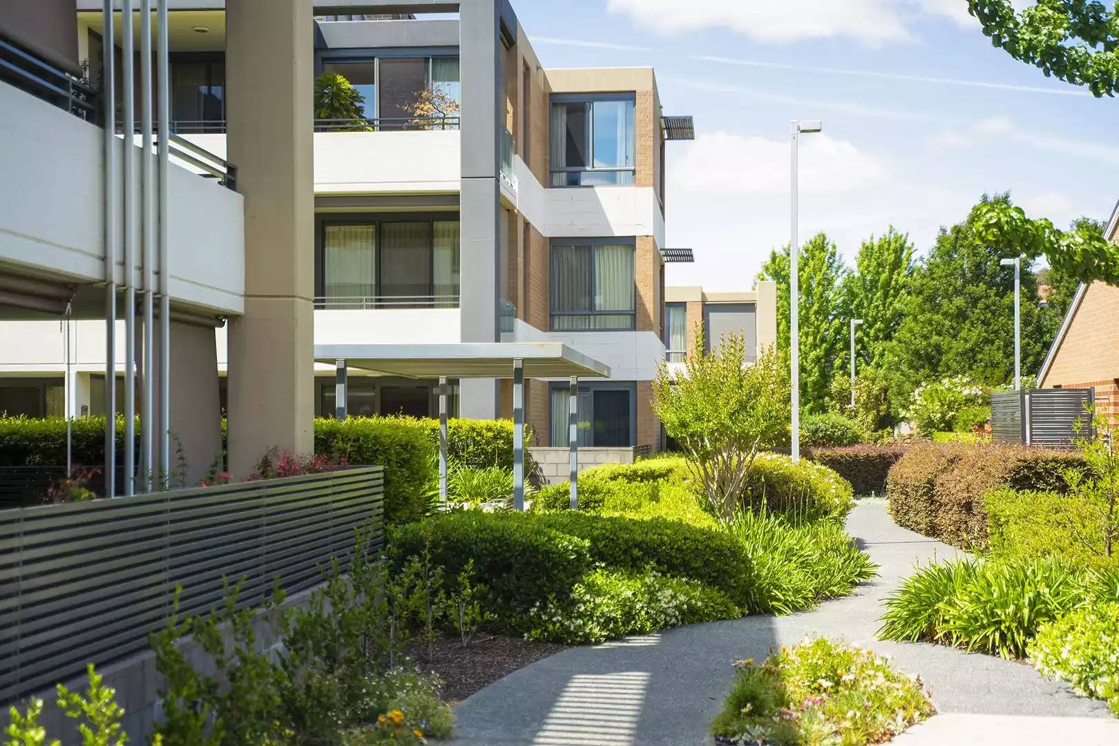 UNDER OFFER- A spacious low maintenance home with a wonderful community 