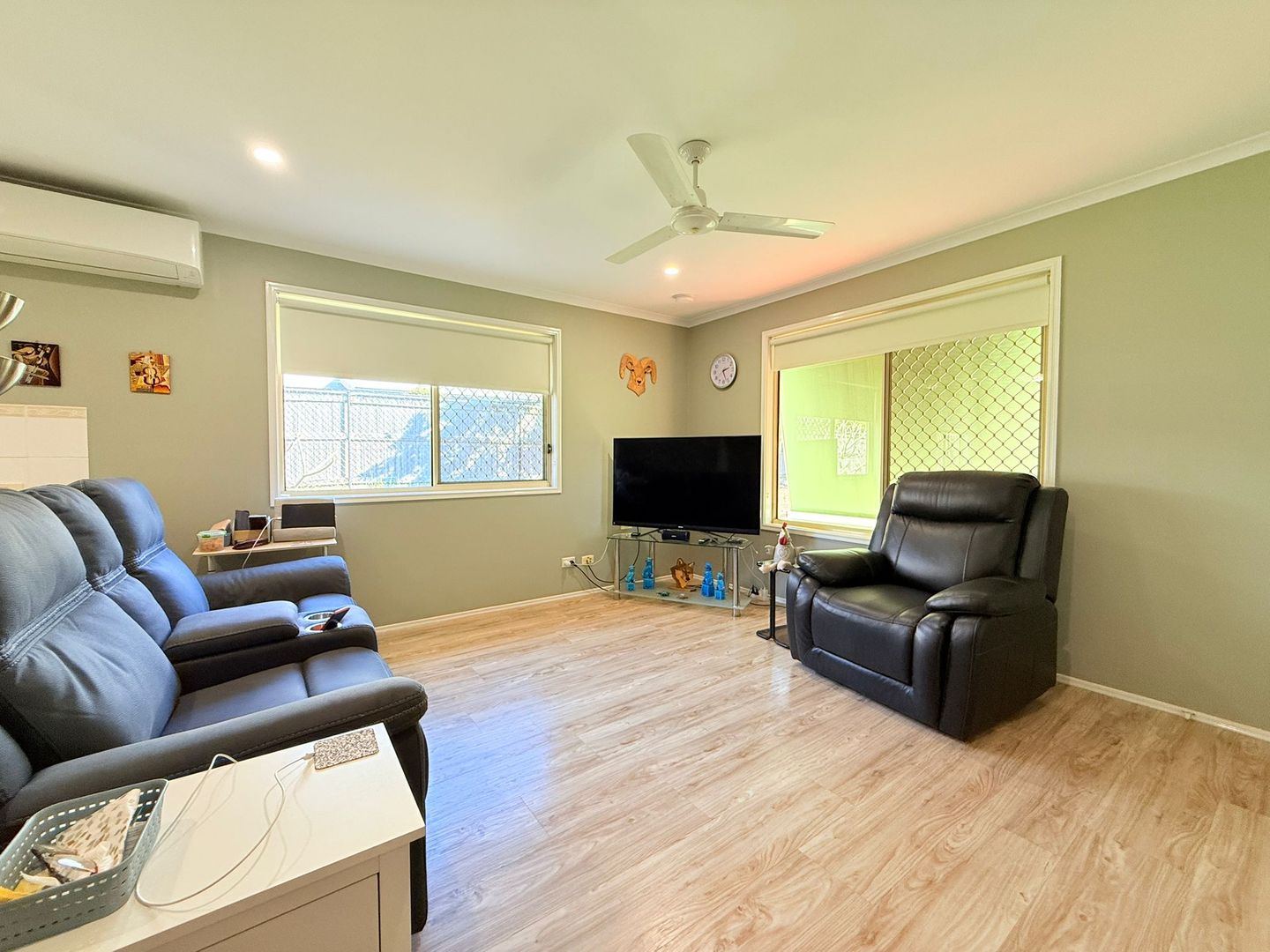 Looking for a Fresh, Inviting Home in a quite position in an Over 50's complex?