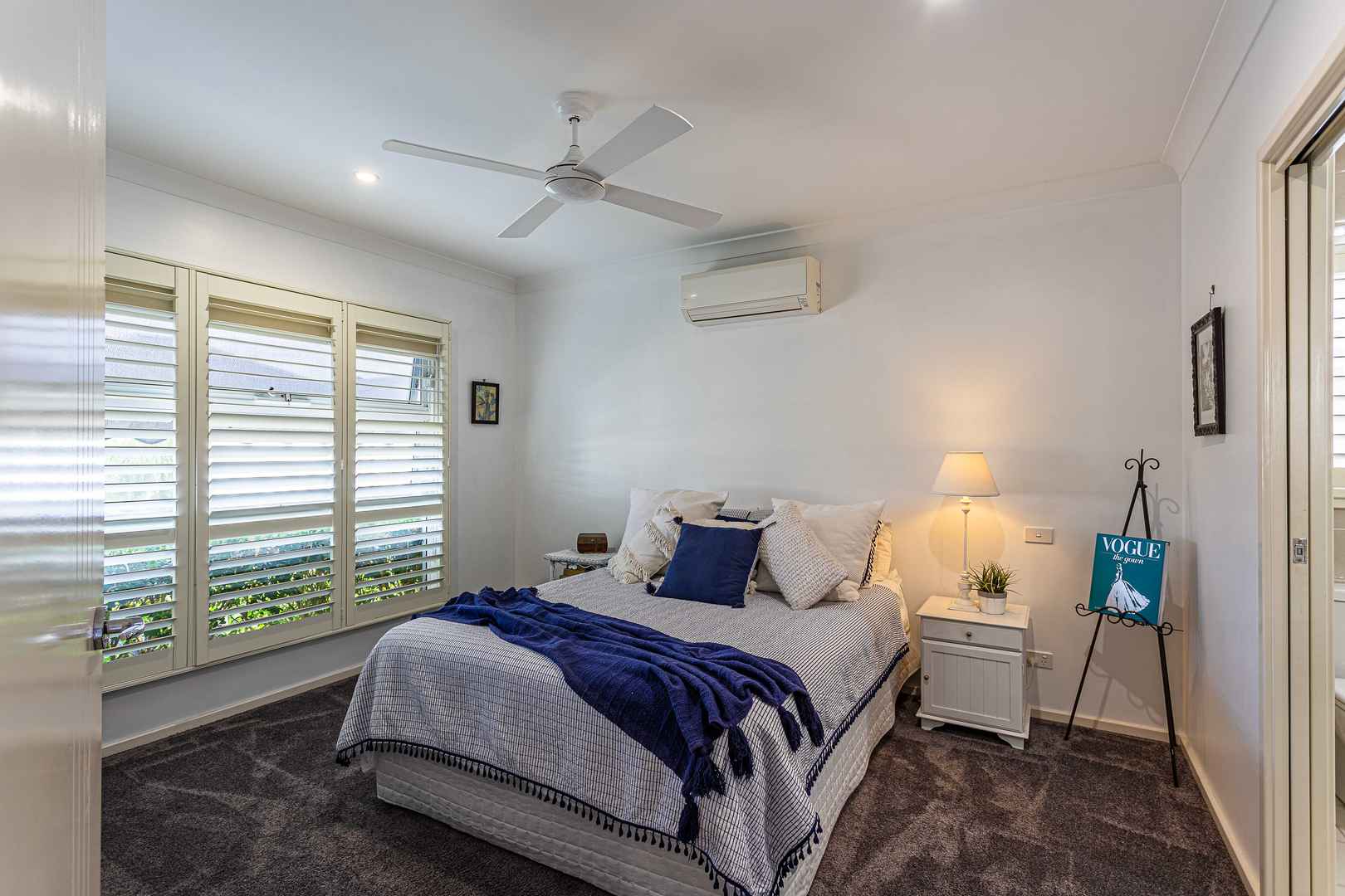 Palm Lake Resort Fern Bay - Beautifull home with a wow factor