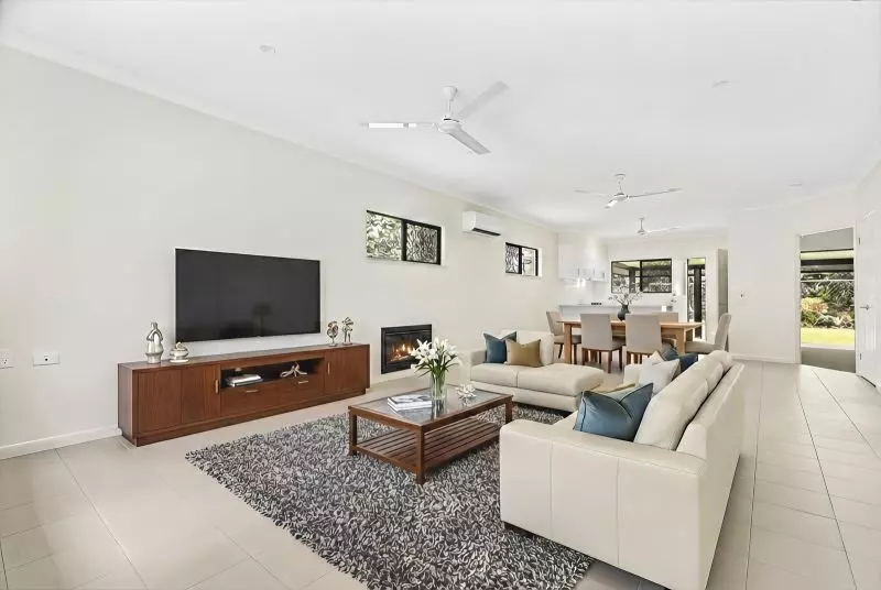 Private 2-bedroom villa with large backyard