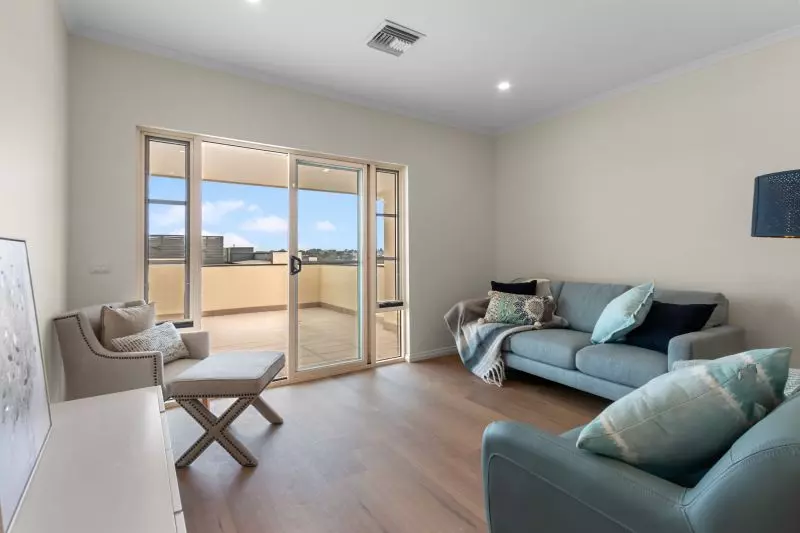 Two-bedroom apartment with breathtaking views