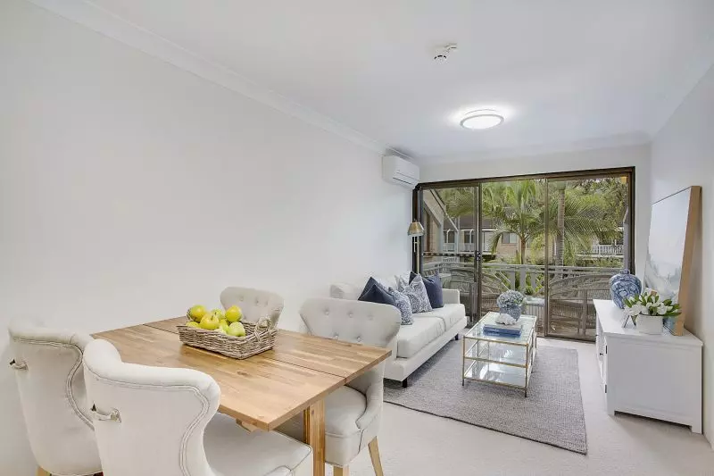 Bright and serene apartment