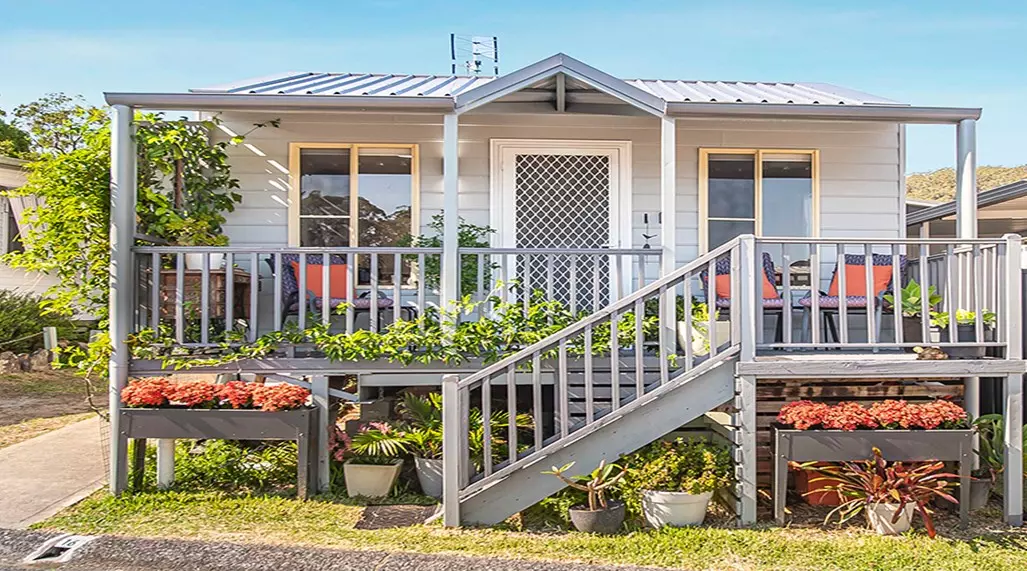 As New - Home completely Refurbished - Garden Outlook