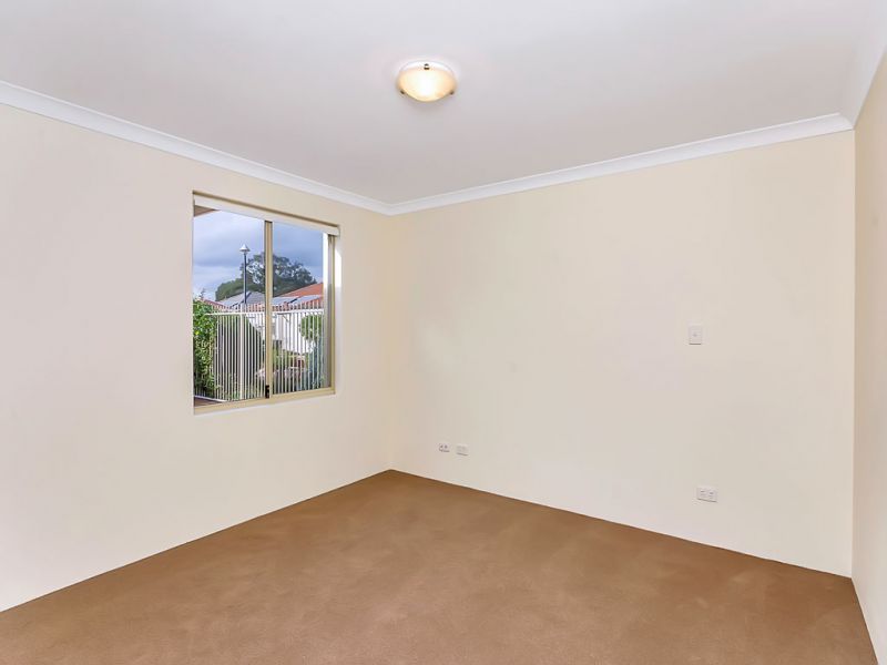 ARCADIA WATERS MADDINGTON - Located on the Waterway