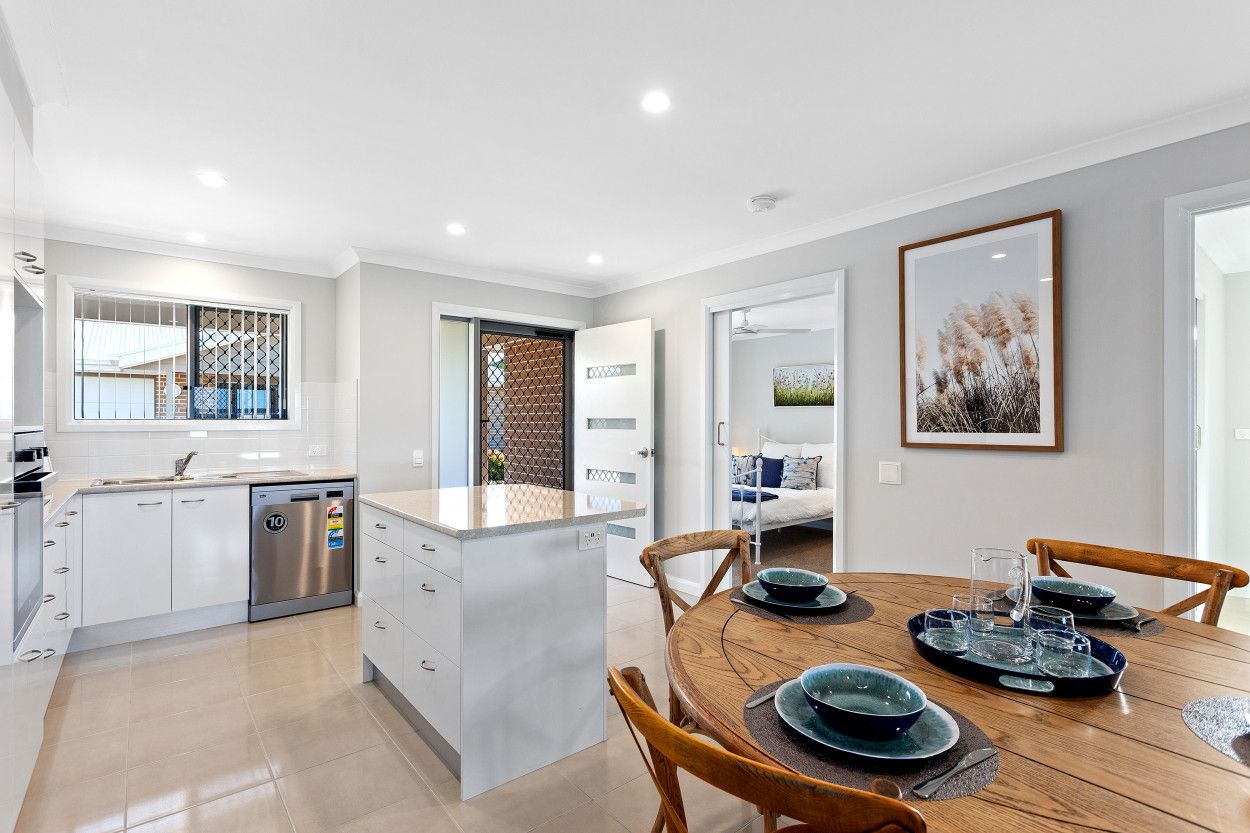 Oak Tree Retirement Village Warwick - WREN DESIGN - 2 Bedroom + 2 Bathroom