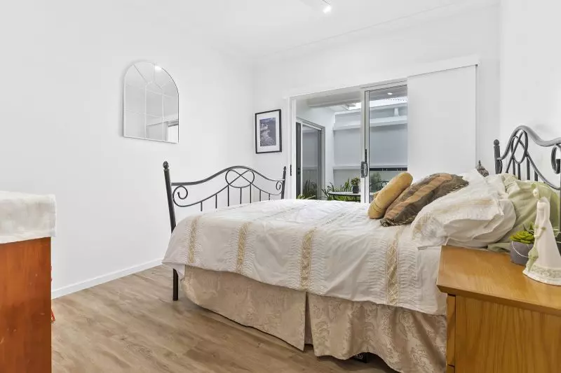 Site 164 - Established Brighton