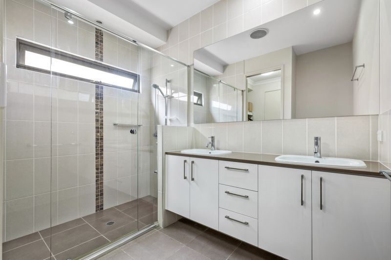 Exquisite Three-Bedroom Sanctuary - Quiet and Private Living