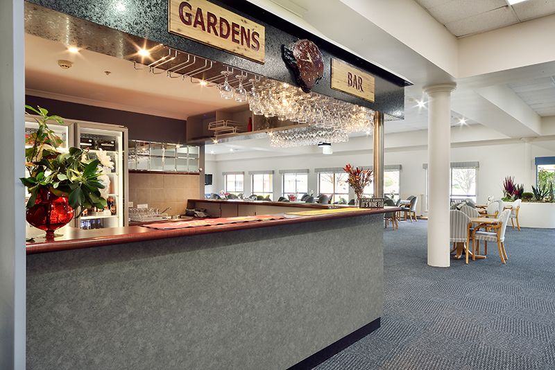 Discover relaxed living amongst award-winning gardens