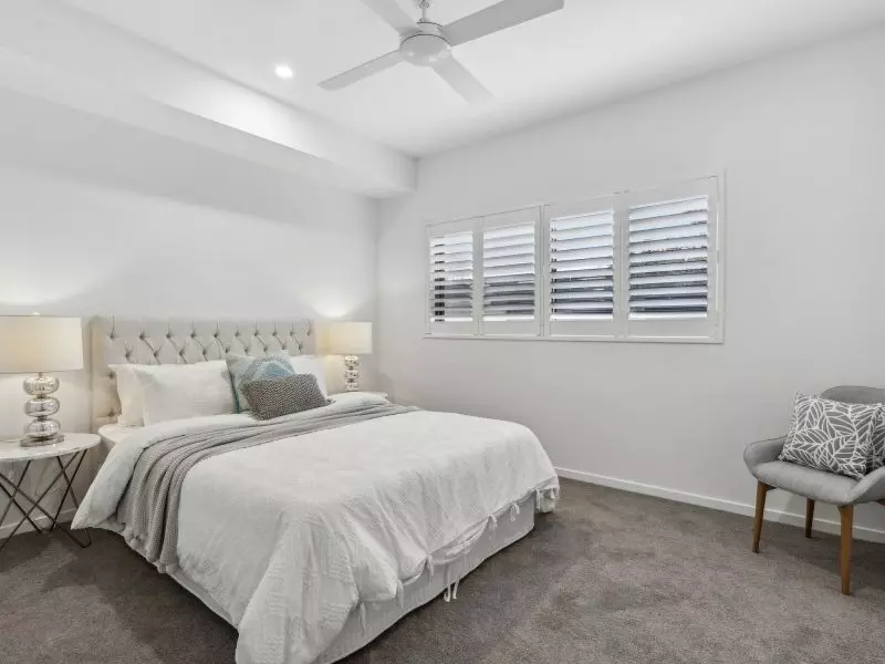 Ground-floor two-bedroom apartment