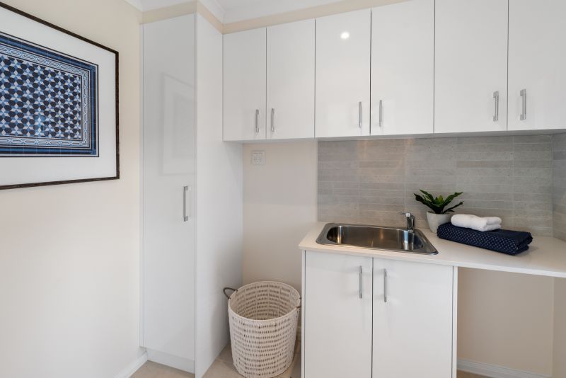 DEPOSIT TAKEN - Delightful 2br unit overlooking Tanti Creek