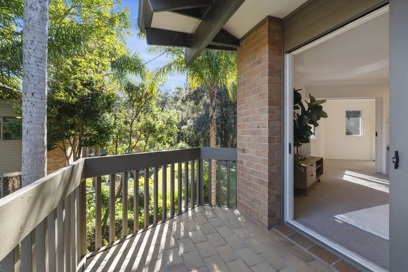 Stylish First-Floor Retreat with Study and Leafy Balcony Outlook