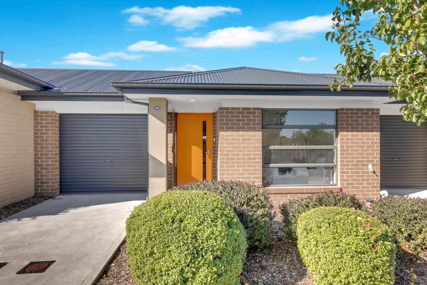 205/236-238 Waterview Boulevard, Craigieburn