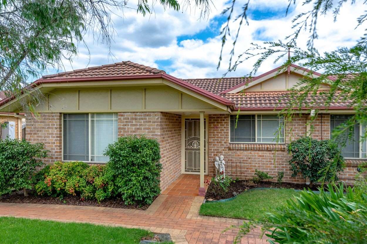 Attractive Villa in Prime Location