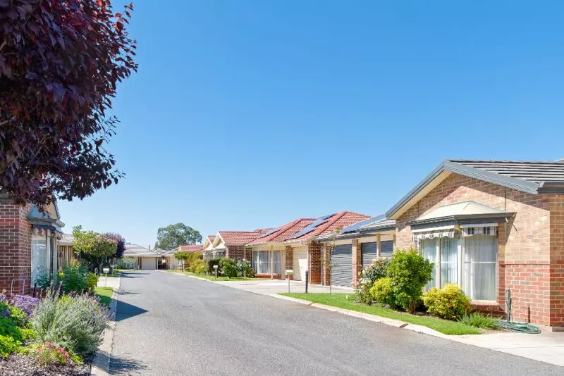 Embrace a relaxing lifestyle in a well-appointed serviced apartment