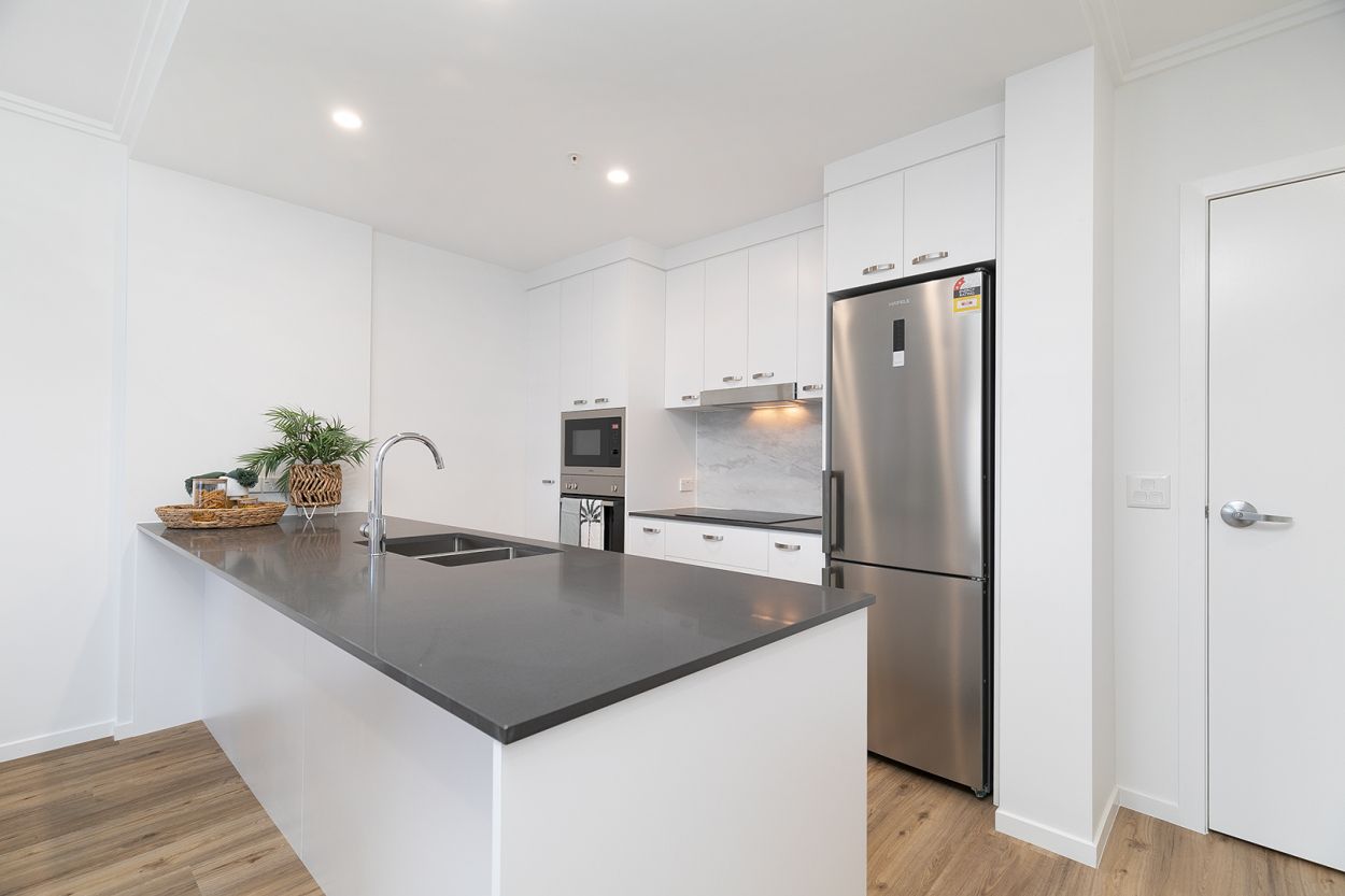 Luxurious & spacious one-bedroom apartment in the heart of Mango Hill